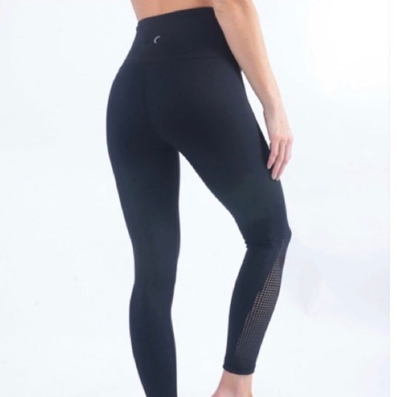 Zyia Black Flame Leggings- Hi-Rise - Picture 2 of 8